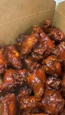 Chavelas Water & Ice Cream Eatery