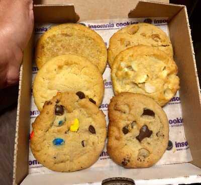 Insomnia Cookies