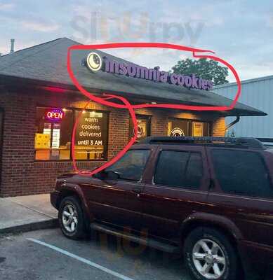 Insomnia Cookies