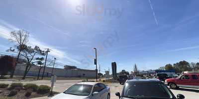 Round Bagels & Donuts