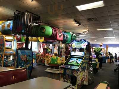 Chuck E. Cheese