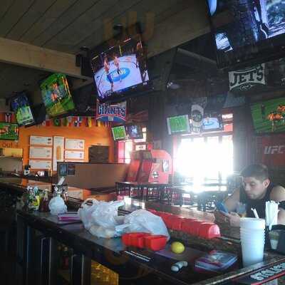 Twist And Smash'd Sports