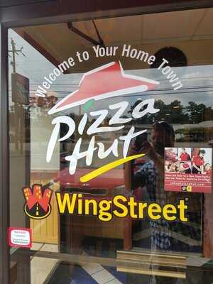 Pizza Hut