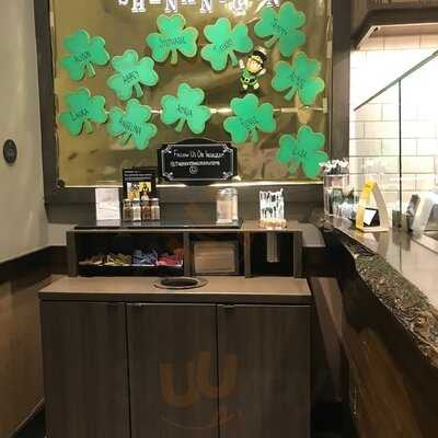 Starbucks Tanger 17 Outlet