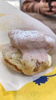 Beard Papa's