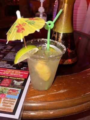 Red Buddha Bar & Hookah Lounge