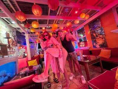 Red Buddha Bar & Hookah Lounge