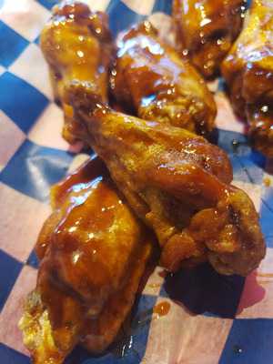 Jerry Allens Sports Bar At Midtown