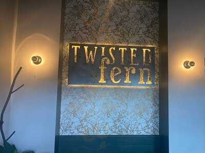 Twisted Fern