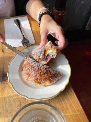 Della Fattoria Downtown