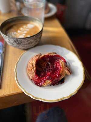 Della Fattoria Downtown