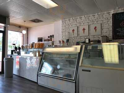 Venice Avenue Creamery