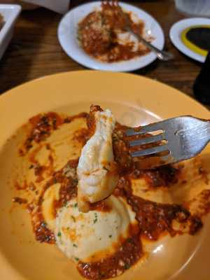 Carmines Italian Restaurant