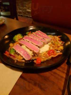 Lazy Dog Restaurant & Bar