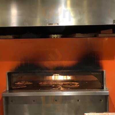 Blaze Pizza
