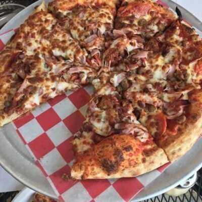 Bozzelli's Italian Deli