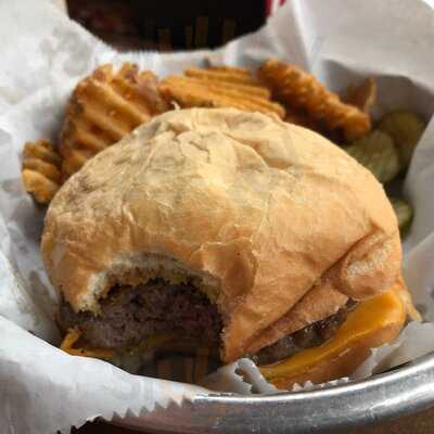 Bub's Burgers And Ice Cream
