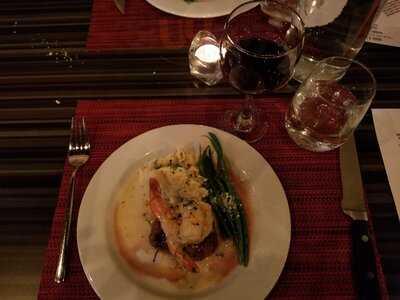 Hoof & Vine Steakhouse