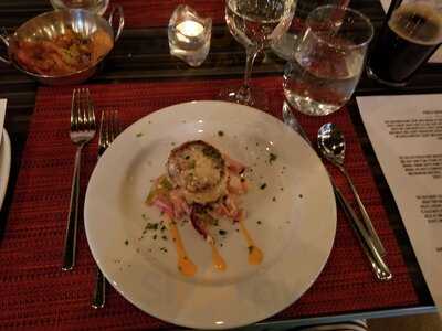 Hoof & Vine Steakhouse