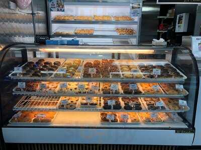 Mad Dog's Creamery & Donuts