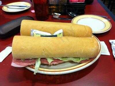 Avanti's Italian Restaurant