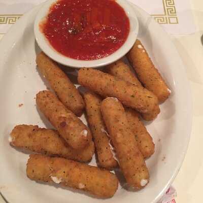 Milano's Family Restaurant