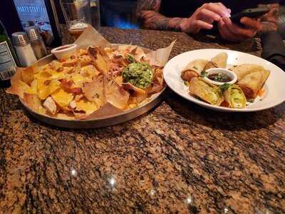 Bj's Restaurant & Brewhouse