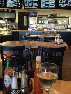 Mustard Cafe & Grill