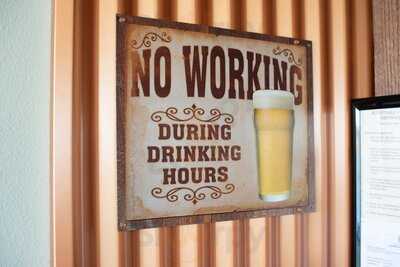 Crow's Nest Bar & Grill