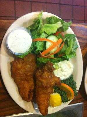 Crow's Nest Bar & Grill