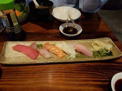 Ahi Ahi Sushi Bar And Grill