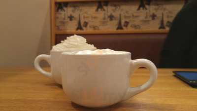 La France Cafe & Crepes