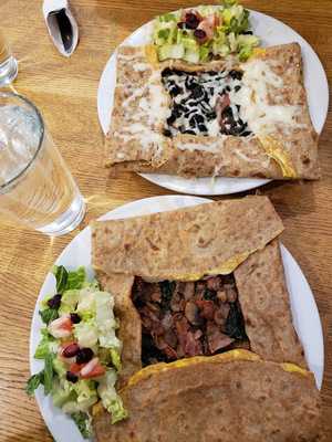 La France Cafe & Crepes