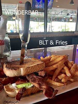 Wunderbar Sports Bar & Grill