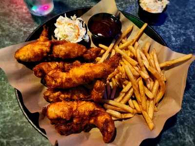 J T's Porch Saloon & Eatery