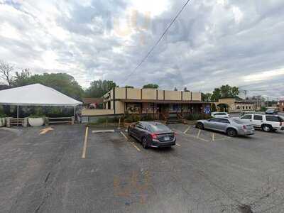 J T's Porch Saloon & Eatery