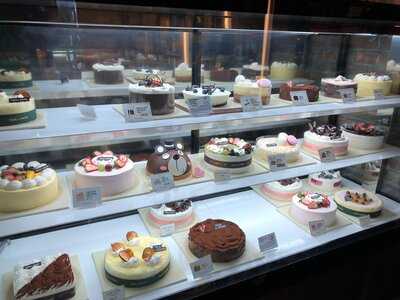 Tous Les Jours Bakery