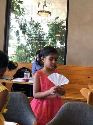 Tous Les Jours Bakery