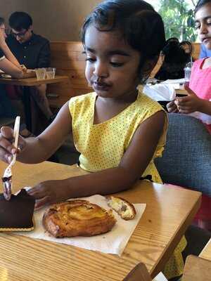 Tous Les Jours Bakery