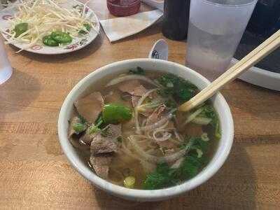 Pho Hong Anh
