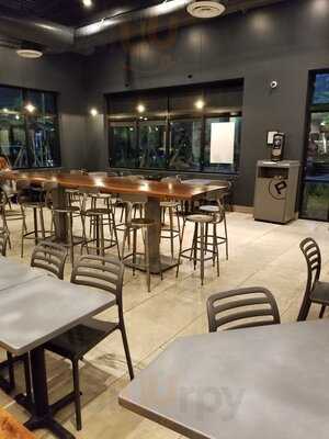 Pieology Pizzeria Plantation