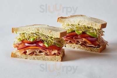 Erik's Delicafe Dublin Shamrock Village