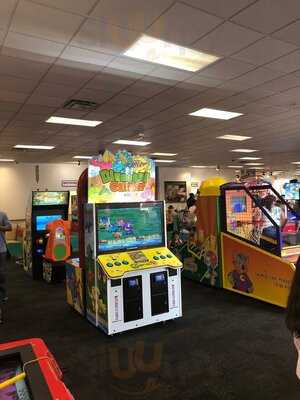 Chuck E. Cheese