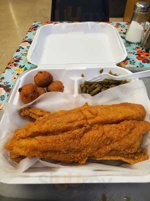 Dave's Seafood And Subs