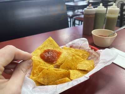 Los Burritos Tapatios