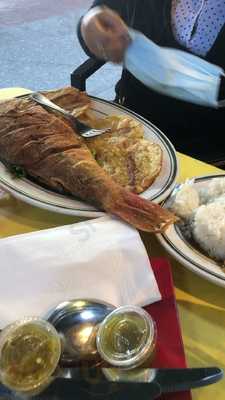 Pollos A La Brasa Marion