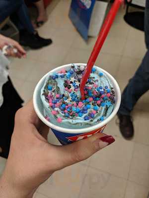 Dairy Queen (treat)