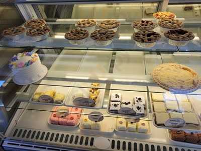 Janet's Cakes & Catering