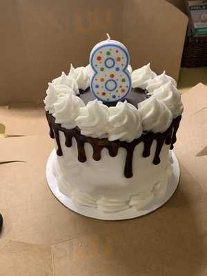 Janet's Cakes & Catering