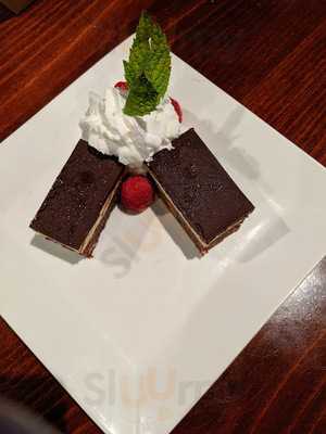 Edge Steakhouse & Sports Lounge